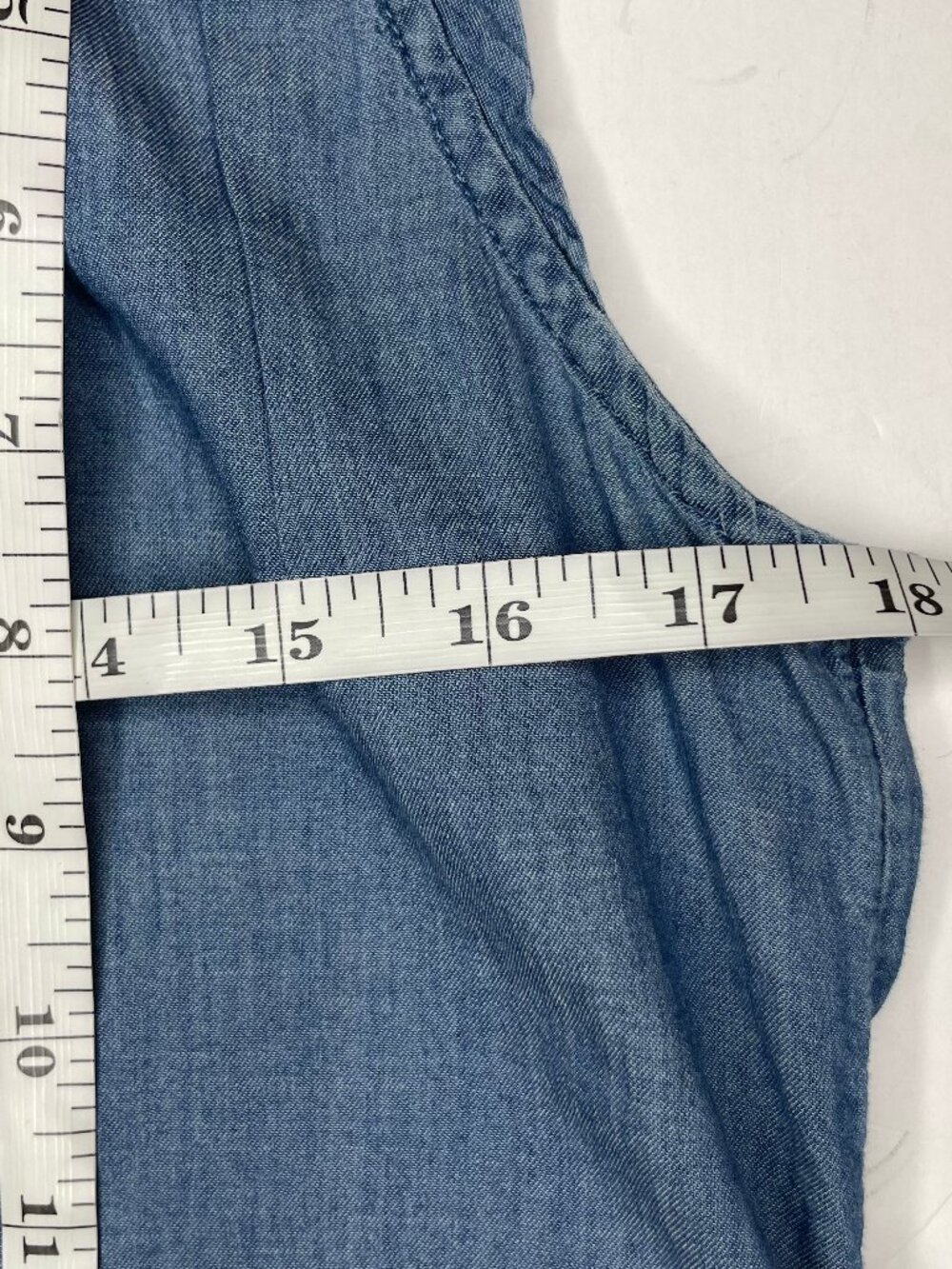 LOFT Western Indie Chambray Pintuck Sleeveless Popover Henley Denim Shirt SP - Picture 8 of 12